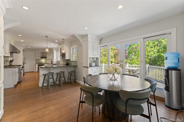 33 Byron Lane, Larchmont, NY 10538