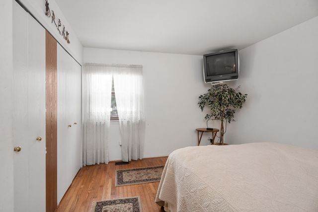 1921 Vine Way Drive 35, Canton, MI 48188