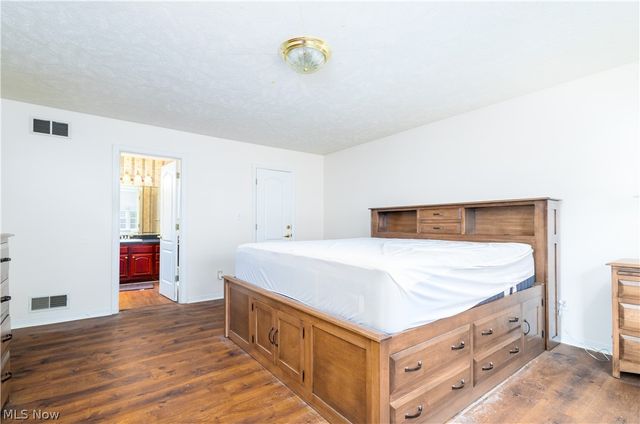 139 Karen Way, Weirton, WV 26062