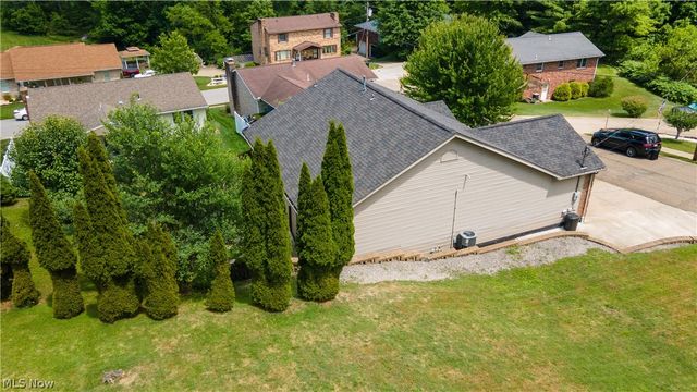 139 Karen Way, Weirton, WV 26062