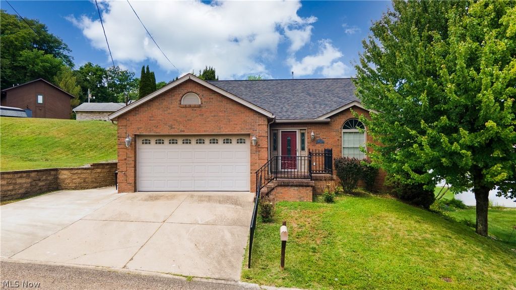 139 Karen Way, Weirton, WV 26062