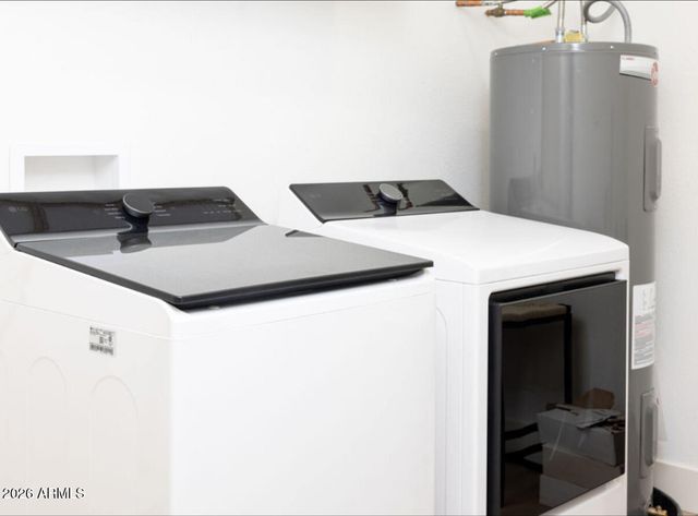 2442 E CLAIRE Drive, Phoenix, AZ 85032