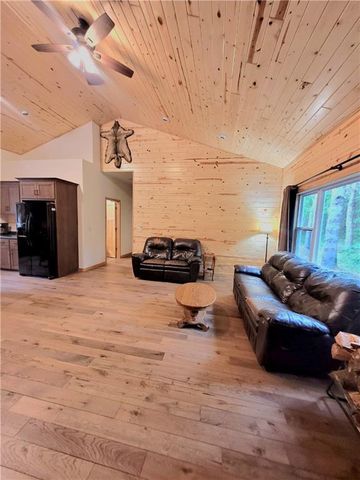 W6616 Poertner Road, Neillsville, WI 54456