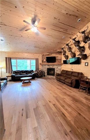 W6616 Poertner Road, Neillsville, WI 54456