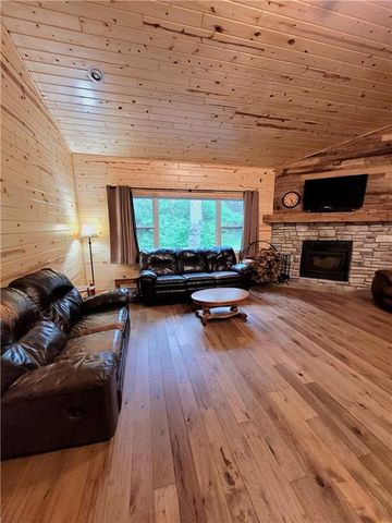 W6616 Poertner Road, Neillsville, WI 54456