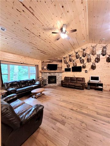 W6616 Poertner Road, Neillsville, WI 54456