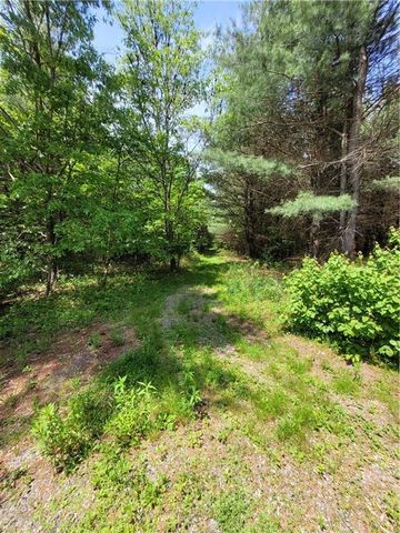 W6616 Poertner Road, Neillsville, WI 54456