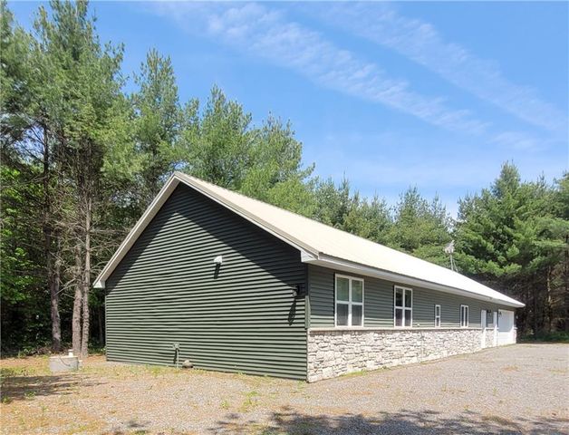 W6616 Poertner Road, Neillsville, WI 54456