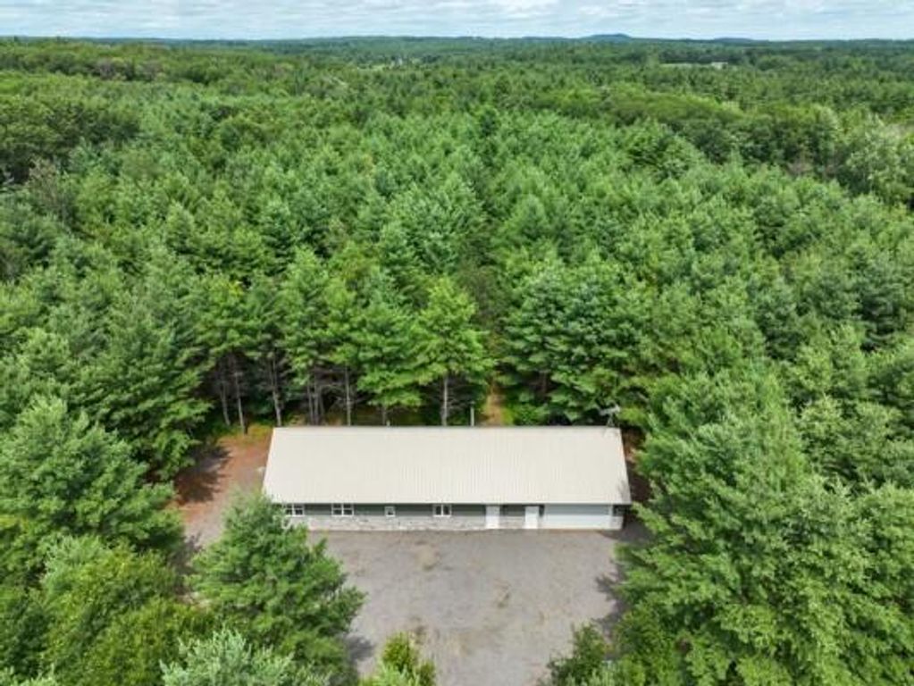 W6616 Poertner Road, Neillsville, WI 54456
