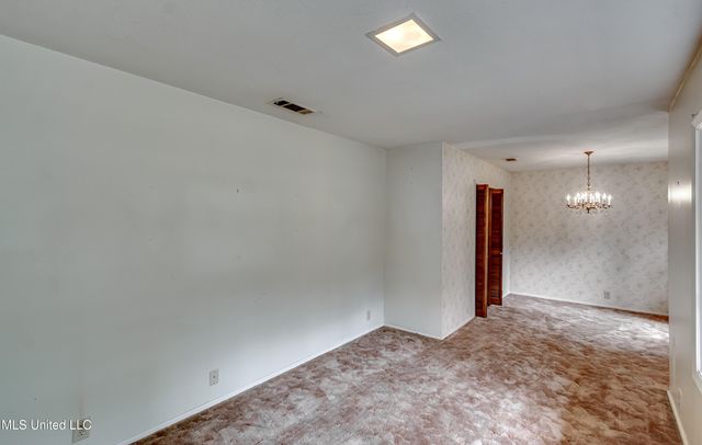 33 Pebble Hill Drive, Brandon, MS 39042