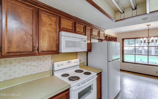 33 Pebble Hill Drive, Brandon, MS 39042