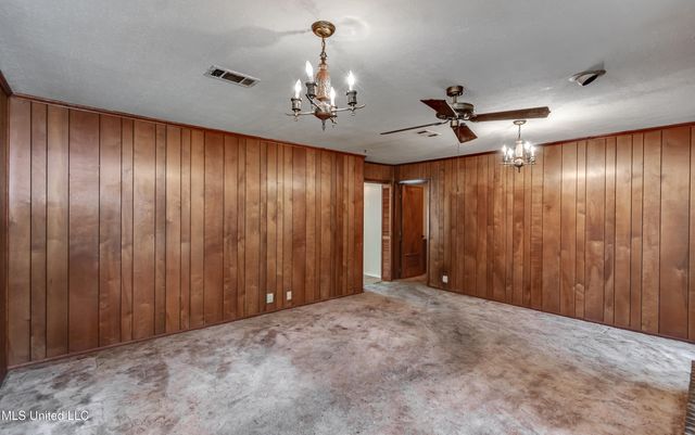 33 Pebble Hill Drive, Brandon, MS 39042