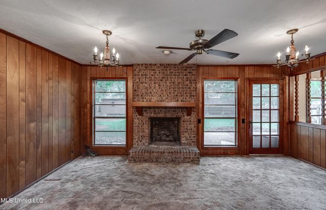 33 Pebble Hill Drive, Brandon, MS 39042