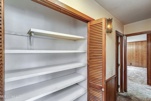 33 Pebble Hill Drive, Brandon, MS 39042