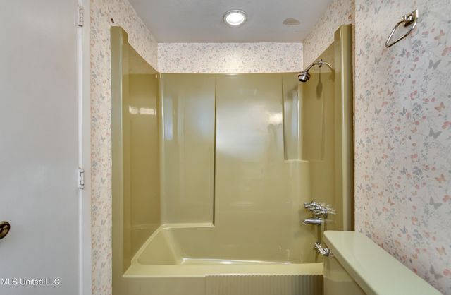 33 Pebble Hill Drive, Brandon, MS 39042