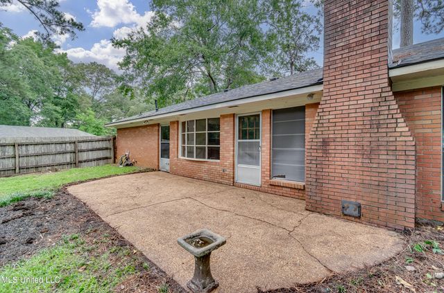 33 Pebble Hill Drive, Brandon, MS 39042