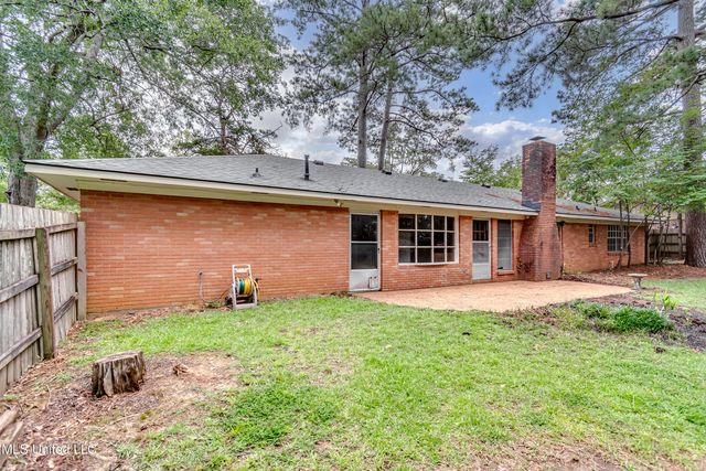 33 Pebble Hill Drive, Brandon, MS 39042