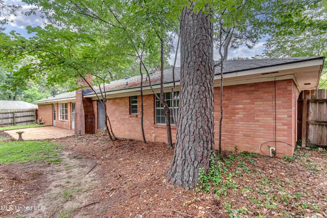 33 Pebble Hill Drive, Brandon, MS 39042