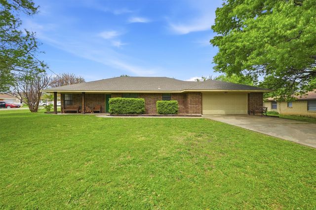 201 N Brown Street, Tom Bean, TX 75489