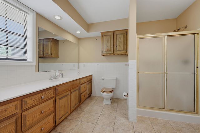 201 N Brown Street, Tom Bean, TX 75489