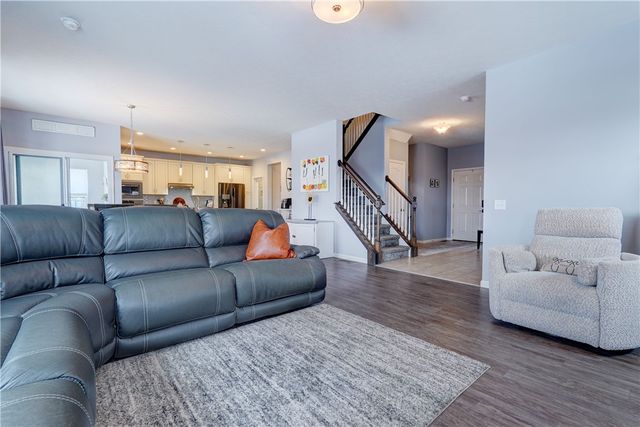 6 Etherington Cres, Chili, NY 14428