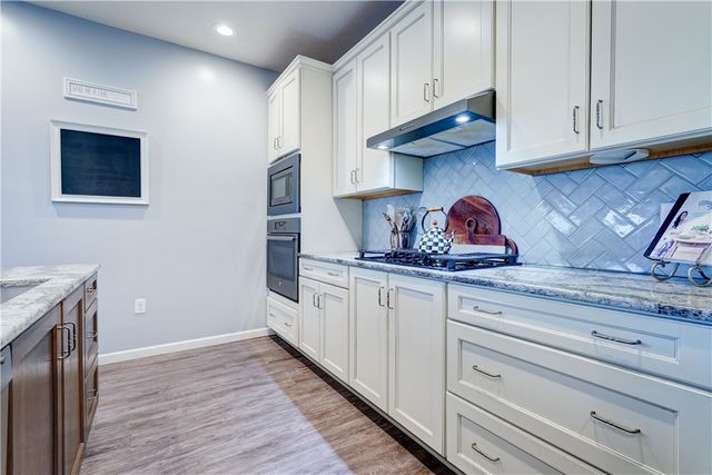 6 Etherington Cres, Chili, NY 14428