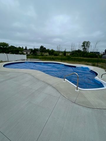 6 Etherington Cres, Chili, NY 14428