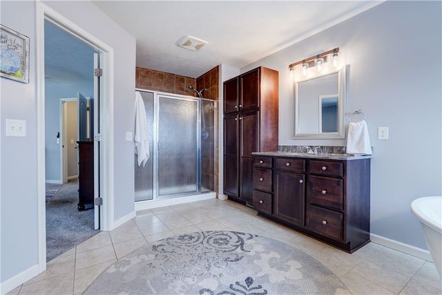 6 Etherington Cres, Chili, NY 14428