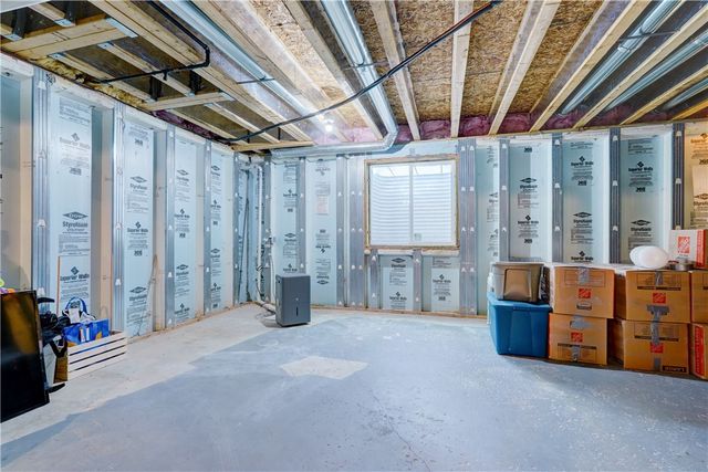 6 Etherington Cres, Chili, NY 14428