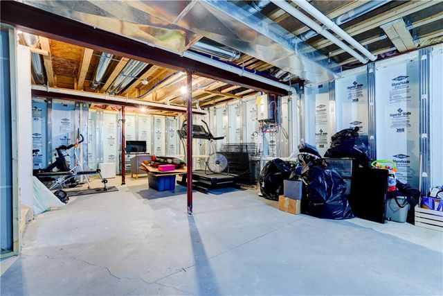 6 Etherington Cres, Chili, NY 14428