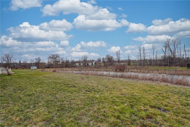 6 Etherington Cres, Chili, NY 14428