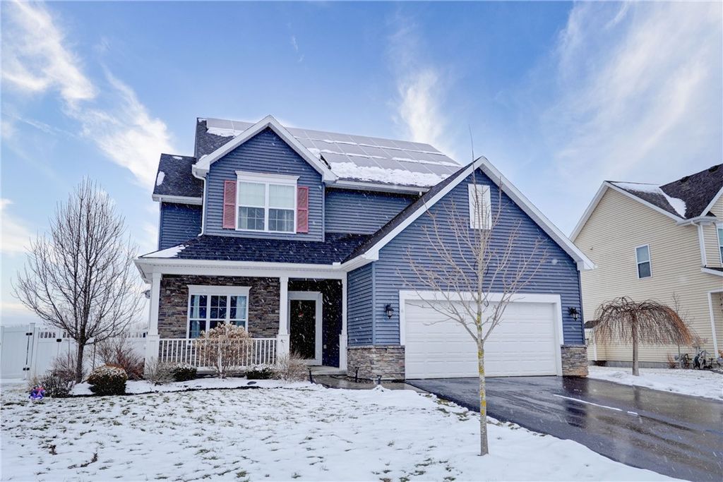 6 Etherington Cres, Chili, NY 14428