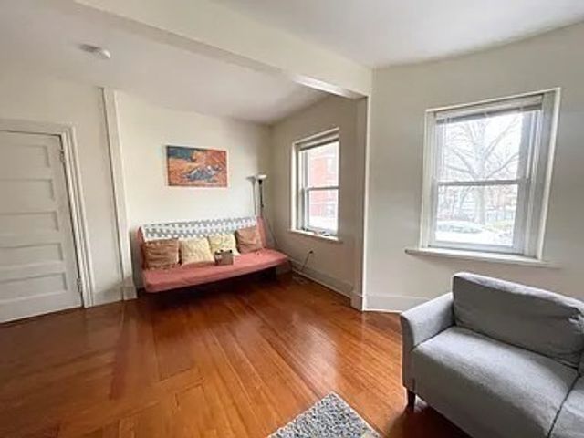 31 Linden Place 1, Brookline, MA 02445