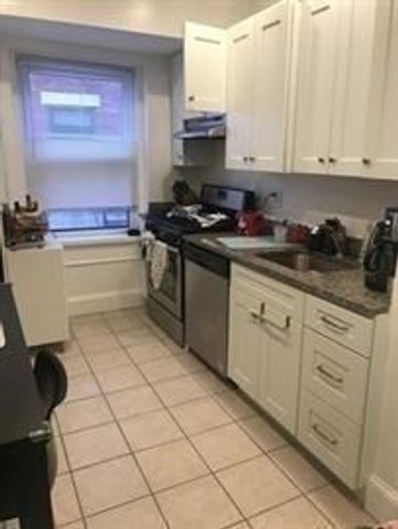 31 Linden Place 1, Brookline, MA 02445