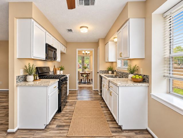 17323 Camberwell Green Lane, Houston, TX 77070