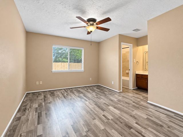 17323 Camberwell Green Lane, Houston, TX 77070
