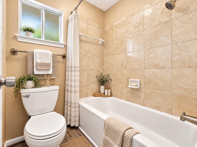 17323 Camberwell Green Lane, Houston, TX 77070