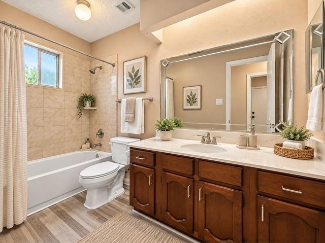 17323 Camberwell Green Lane, Houston, TX 77070