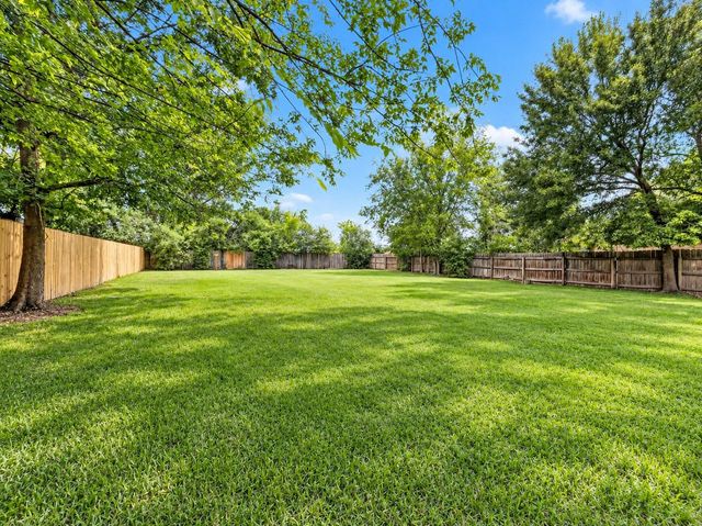 17323 Camberwell Green Lane, Houston, TX 77070