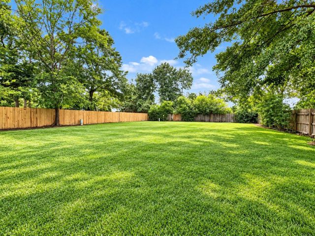 17323 Camberwell Green Lane, Houston, TX 77070