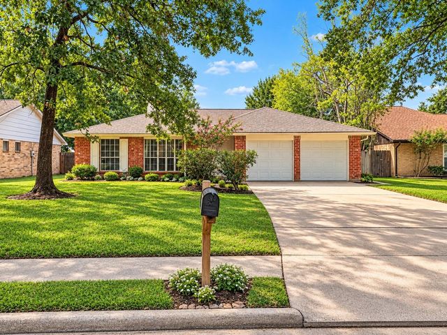 17323 Camberwell Green Lane, Houston, TX 77070