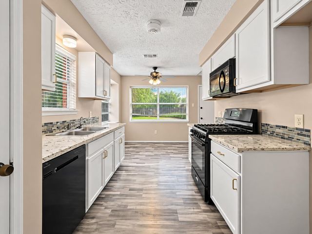 17323 Camberwell Green Lane, Houston, TX 77070