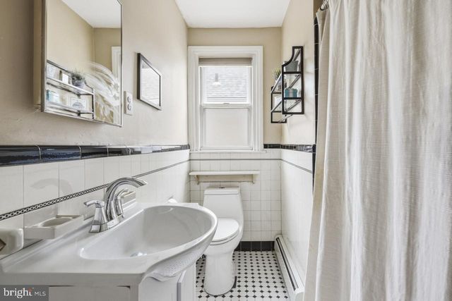 338 E ALLENS LN, Philadelphia, PA 19119
