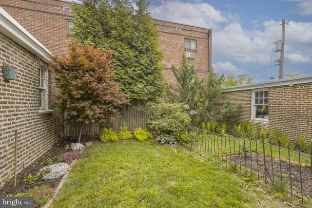 338 E ALLENS LN, Philadelphia, PA 19119