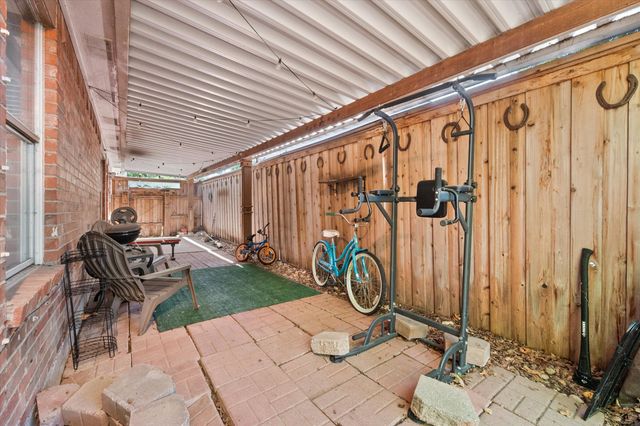 6716 Copperwood Court, Arlington, TX 76001