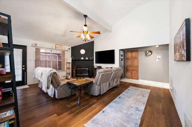 6716 Copperwood Court, Arlington, TX 76001