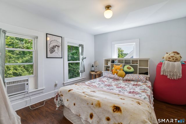 21 Gorman Place, Manchester, CT 06040