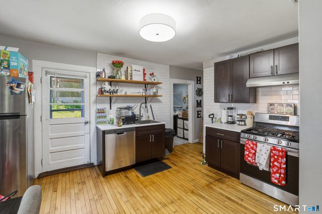 21 Gorman Place, Manchester, CT 06040