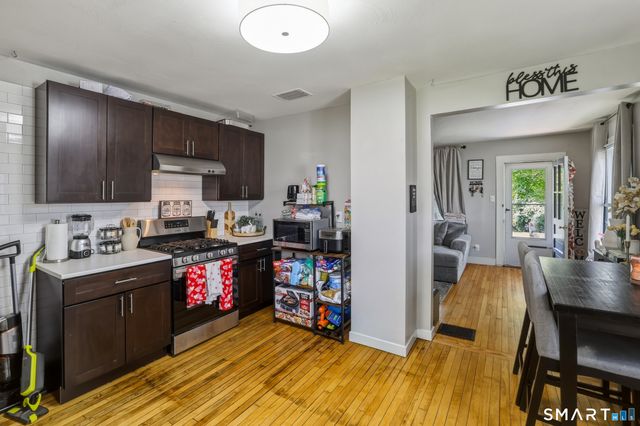 21 Gorman Place, Manchester, CT 06040