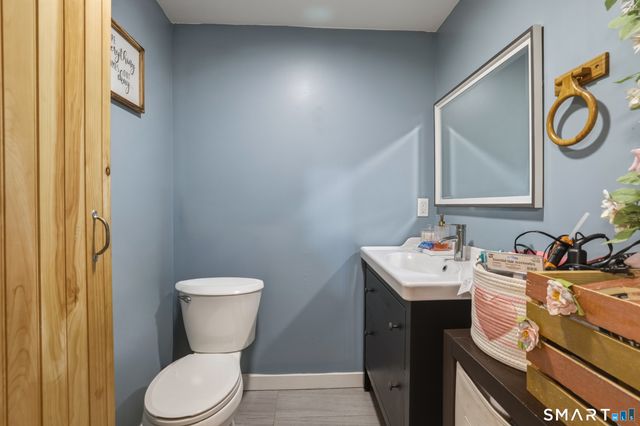 21 Gorman Place, Manchester, CT 06040
